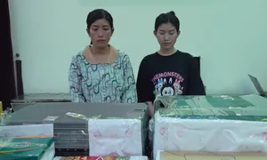 Khám xét nhà của hai phụ nữ, cảnh sát thu 42 kg ma túy Khám xét nhà của hai phụ nữ, cảnh sát thu 42 kg ma túy