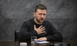 Ông Zelensky: Quân đội Ukraine không đủ sức giành lại Donbass và Crimea Ông Zelensky: Quân đội Ukraine không đủ sức giành lại Donbass và Crimea