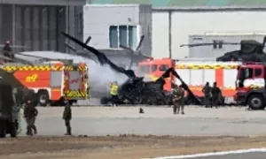 UAV trinh sát Hàn Quốc đâm trúng trực thăng, cháy rụi UAV trinh sát Hàn Quốc đâm trúng trực thăng, cháy rụi