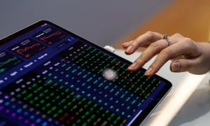 Hai người dùng 164 tài khoản thao túng cổ phiếu Phát Đạt Hai người dùng 164 tài khoản thao túng cổ phiếu Phát Đạt