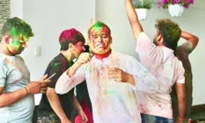 Người Ấn ở Việt Nam đón lễ Holi Người Ấn ở Việt Nam đón lễ Holi