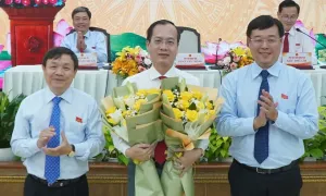 Ông Trần Trí Quang làm Chủ tịch tỉnh Đồng Tháp Ông Trần Trí Quang làm Chủ tịch tỉnh Đồng Tháp