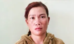 Nhóm dàn cảnh trộm tiền du khách ở Mũi Né bị bắt Nhóm dàn cảnh trộm tiền du khách ở Mũi Né bị bắt