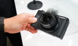 Canon ra máy ảnh chuyên quay vlog tầm giá 25 triệu đồng Canon ra máy ảnh chuyên quay vlog tầm giá 25 triệu đồng