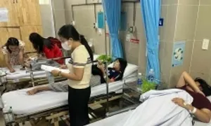 37 người ở TP HCM nghi ngộ độc sau ăn bánh mì 37 người ở TP HCM nghi ngộ độc sau ăn bánh mì