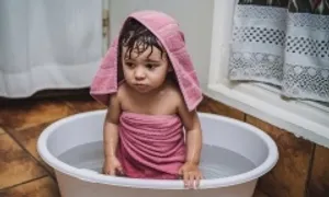Mắc sởi nổi ban có nên tắm không? Mắc sởi nổi ban có nên tắm không?