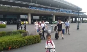 Địa phương muốn xã hội hóa đầu tư mở rộng nhiều sân bay Địa phương muốn xã hội hóa đầu tư mở rộng nhiều sân bay