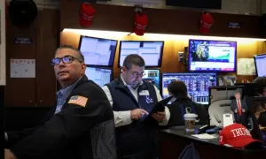 Chứng khoán Mỹ đảo chiều sau tin 'ông Trump cân nhắc hoãn thuế 90 ngày' Chứng khoán Mỹ đảo chiều sau tin 'ông Trump cân nhắc hoãn thuế 90 ngày'