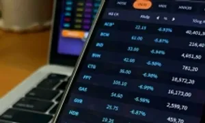 9 doanh nghiệp mất hơn 1 tỷ USD vốn hóa trên sàn 9 doanh nghiệp mất hơn 1 tỷ USD vốn hóa trên sàn
