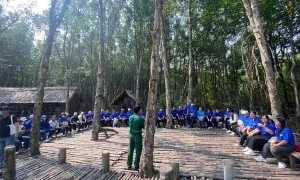 Vietluxtour giới thiệu chùm tour 30/4 tại VITM 2025 Vietluxtour giới thiệu chùm tour 30/4 tại VITM 2025