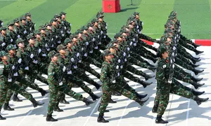 Tổng luyện diễu binh, diễu hành 2 ngày trên đường Lê Duẩn Tổng luyện diễu binh, diễu hành 2 ngày trên đường Lê Duẩn