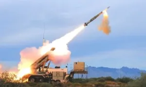 Mỹ tính trang bị tên lửa Patriot cho chiến hạm Aegis Mỹ tính trang bị tên lửa Patriot cho chiến hạm Aegis