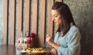 Lợi ích bất ngờ của việc ở một mình Lợi ích bất ngờ của việc ở một mình