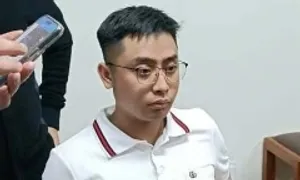 Kẻ bắn thiếu tá công an khai 'rất hoang mang khi bỏ trốn' Kẻ bắn thiếu tá công an khai 'rất hoang mang khi bỏ trốn'