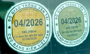 Đề xuất bỏ tem thu phí đường bộ trên ôtô Đề xuất bỏ tem thu phí đường bộ trên ôtô