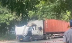 Chặn xe container, đâm trọng thương đôi nam nữ trong cabin