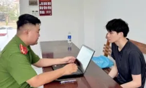 Mất 2,2 tỷ đồng sau cuộc điện thoại với 'nhân viên điện lực' Mất 2,2 tỷ đồng sau cuộc điện thoại với 'nhân viên điện lực'