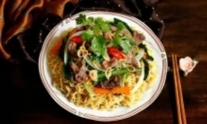 Mẹo xào mì không chần nước sôi, ít dầu mỡ Mẹo xào mì không chần nước sôi, ít dầu mỡ