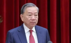 Tổng Bí thư: Chọn nhân sự Bộ Chính trị khóa 14 với '5 điểm cộng'